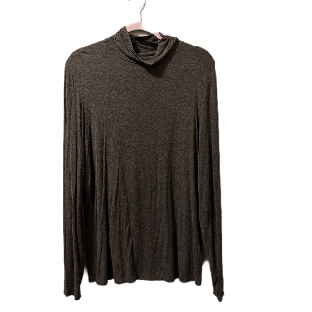 Grace elements long sleeve shirt with rousing on the neck slight pilling